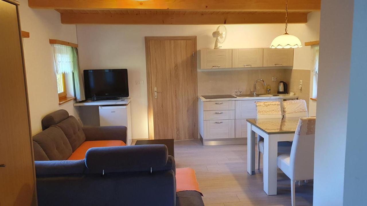 Hiska Ob Gozdu Villa Polzela Luaran gambar